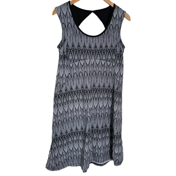 Prana Calico A Line Athletic Dress Medium Gray Black Feather Print Keyhole Back - Picture 1 of 3